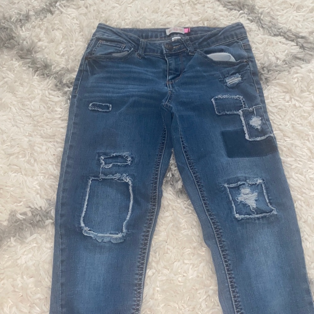 ripped bluejeans